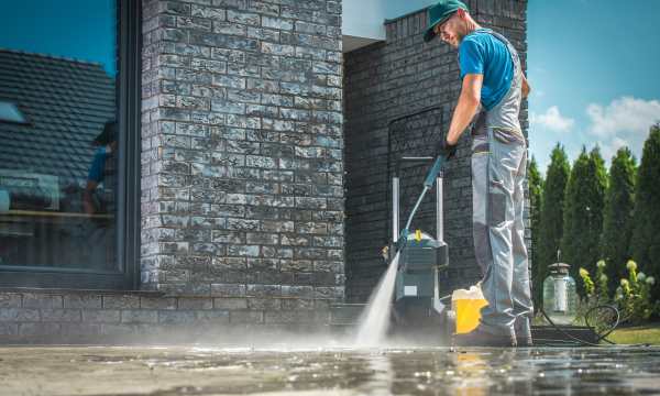 The Ultimate Guide to Pressure Washers