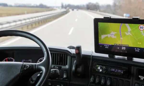 How to Use a Truck GPS App on Android